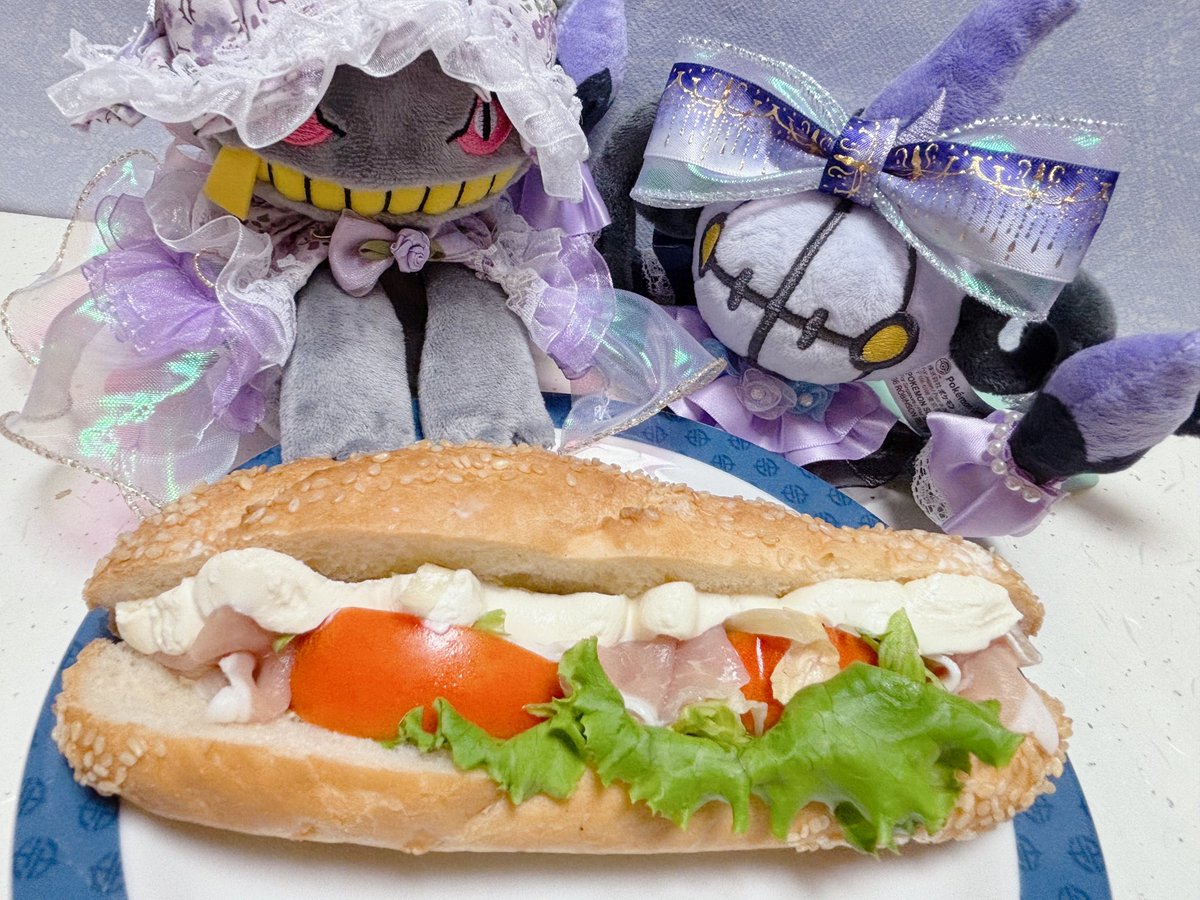 可愛い子たちと食べるお昼は最高だな〜😌
午後も頑張ろうね✨

#ポケモンfit