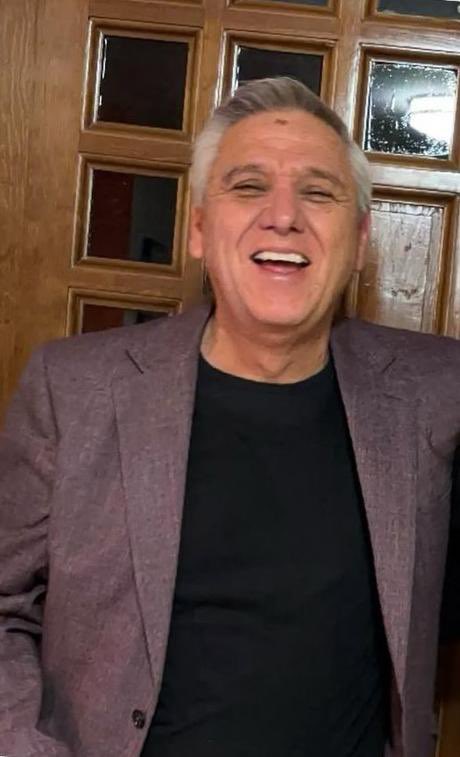 Mis más sinceras condolencias a la familia de mi amigo y compañero de muchas batallas Luis de la Peña.
Su partida nos deja una gran tristeza entre quienes tuvimos el privilegio de conocerlo.
Deseo a su familia pronta resignación ante esta irreparable pérdida.
Descanse en paz !!🕊️