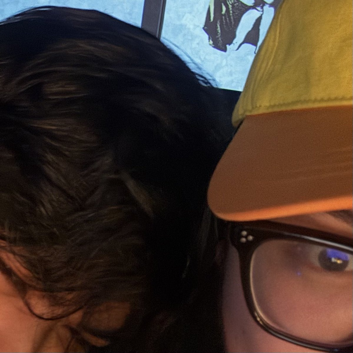 GIRL WE’RE LIVE WITH MUKBANG STREAM RN

twitch.tv/loafmark
