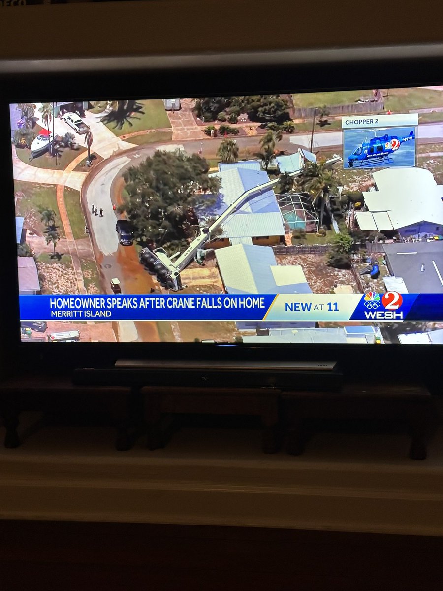 The irony in the story of a large crane falling onto “Jim Crane’s” house as reported by <a href="/WESH/">WESH 2 News</a> Hayley Crombleholme is like a story from <a href="/LastWeekTonight/">Last Week Tonight</a> 

Glad only one crane was damaged. 

#onlyinflorida @halyleyholme