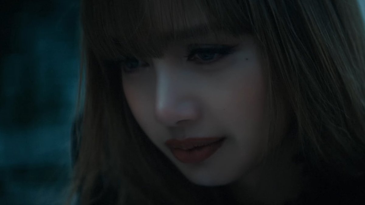 hourly lisa tweet media