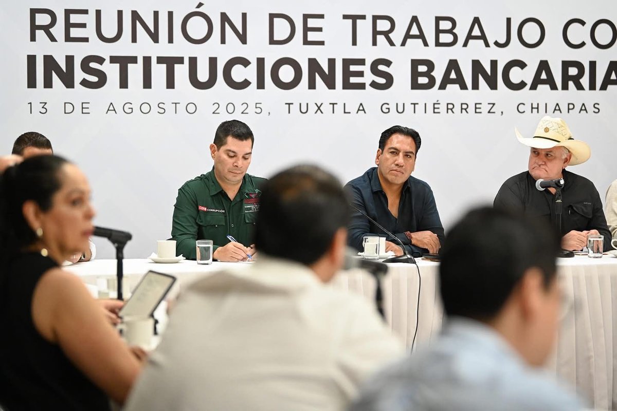 Acompañé al gobernador del estado, Eduardo Ramírez Aguilar, a una importante reunión con directivos de los bancos, Santander, Banorte, BBVA, Citibanamex, HSBC, Banco Azteca, Banobras y Scotiabank.