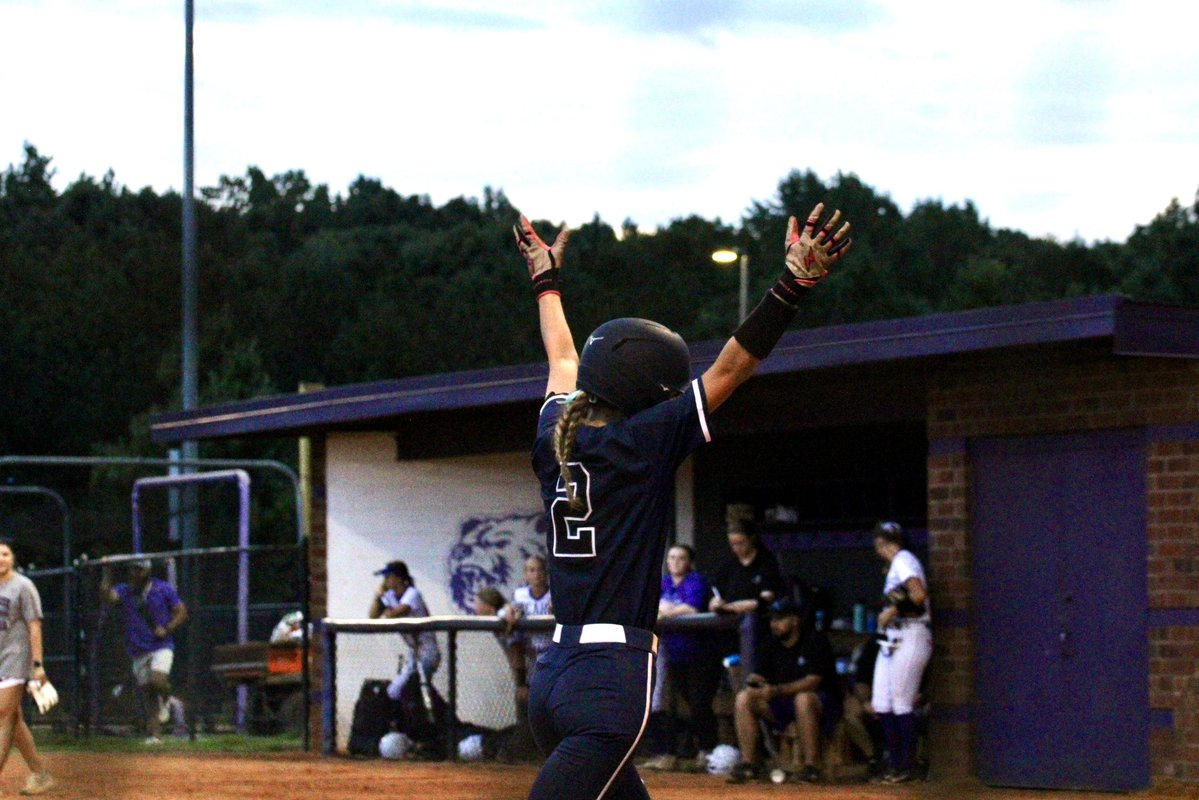 Mill Creek Softball (@hawkssb) on Twitter photo JV (7-4) and Varsity (16-12) = W @ Cherokee Bluff
<a href="/ronnie_wade1/">Ronnie Wade</a>(3-4), HR, Triple,4RBi,3R,SB
<a href="/addison_ursetta/">Addison Ursetta</a>(2-4),HR, 5RBI,2R,BB
<a href="/zylajones2028/">Zyla Jones (2028 - MIF/3B)</a>(2-4),Triple,3RBI,2R,BB,SB
<a href="/McclainBlair/">Blair McClain</a>(1-2),2BB,2R,4SB
<a href="/Ellie_Kava4/">Ellie Kava</a>(1-3),1RBI,2R,SB
Kiley Huckaby(1-3),1RBI,2R
Katie Ann Glaser(1-1) JV (7-4) and Varsity (16-12) = W @ Cherokee Bluff
<a href="/ronnie_wade1/">Ronnie Wade</a>(3-4), HR, Triple,4RBi,3R,SB
<a href="/addison_ursetta/">Addison Ursetta</a>(2-4),HR, 5RBI,2R,BB
<a href="/zylajones2028/">Zyla Jones (2028 - MIF/3B)</a>(2-4),Triple,3RBI,2R,BB,SB
<a href="/McclainBlair/">Blair McClain</a>(1-2),2BB,2R,4SB
<a href="/Ellie_Kava4/">Ellie Kava</a>(1-3),1RBI,2R,SB
Kiley Huckaby(1-3),1RBI,2R
Katie Ann Glaser(1-1)