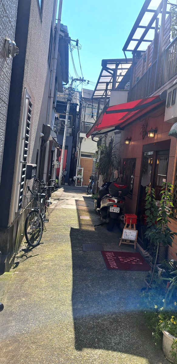 本日21時放送 #エフエムひめ 
ハマ・ジュムランのホンネラジオ！　
★⭐今夜は生放送ですよ！☆★
　　メッセージくださいね！
「番組内容」
#気になる
#日航ジャンボ機墜落事故
#中年の主張
#三浦友和　#山口百恵　
#お店情報
#東三国　#レストランミファレ
#ホンネラジオ
us4.internet-radio.com:8059/live