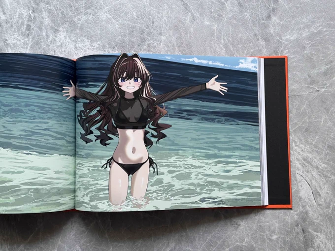 改めて、コミケ新刊の実物写真です!インテリアとしても使えます!一冊お部屋にいかがでしょうか 通販はこちら↓↓