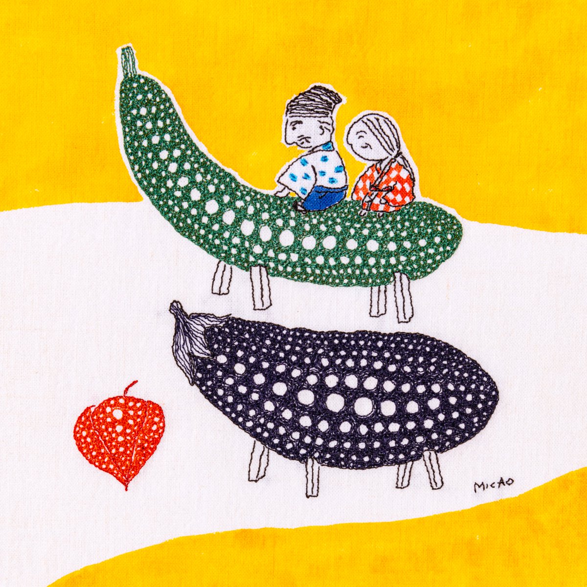 母は、今なら発達障害、IQは境界線と診断されたような人で、勉強も対人関係も超苦手な人だった。
それが、相変わらず天然だけど、今では、空気が読めるようになり、同世代が子供に返る中、益々物知りになっている。80年かけてゆっくり成長したんだね。
素敵になった母を、父は知らない。#お盆