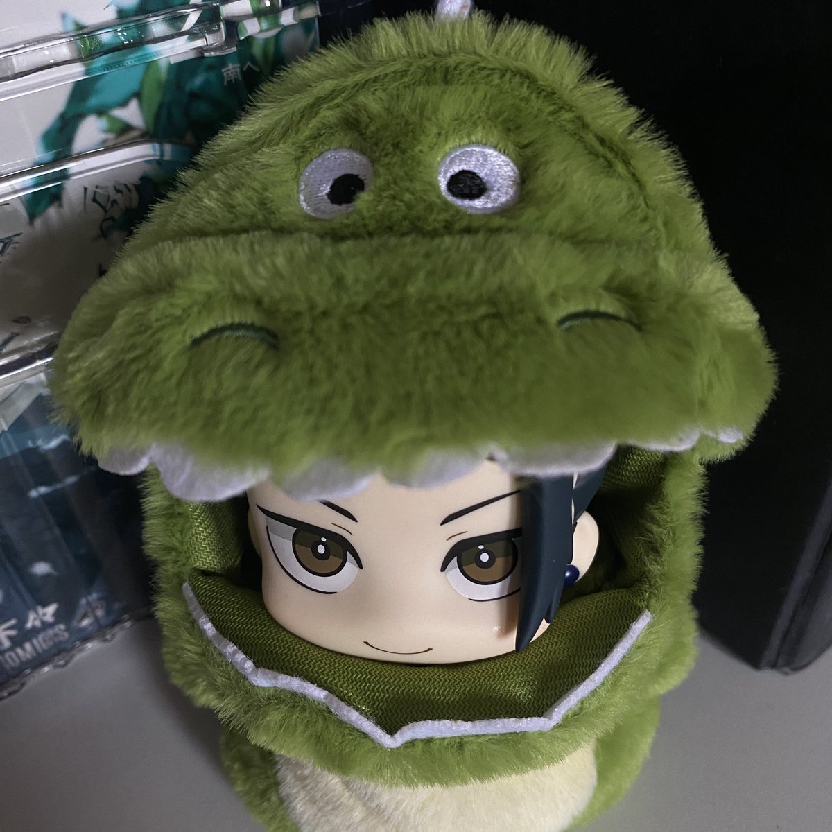 its not suguru but sugurawr 🦖