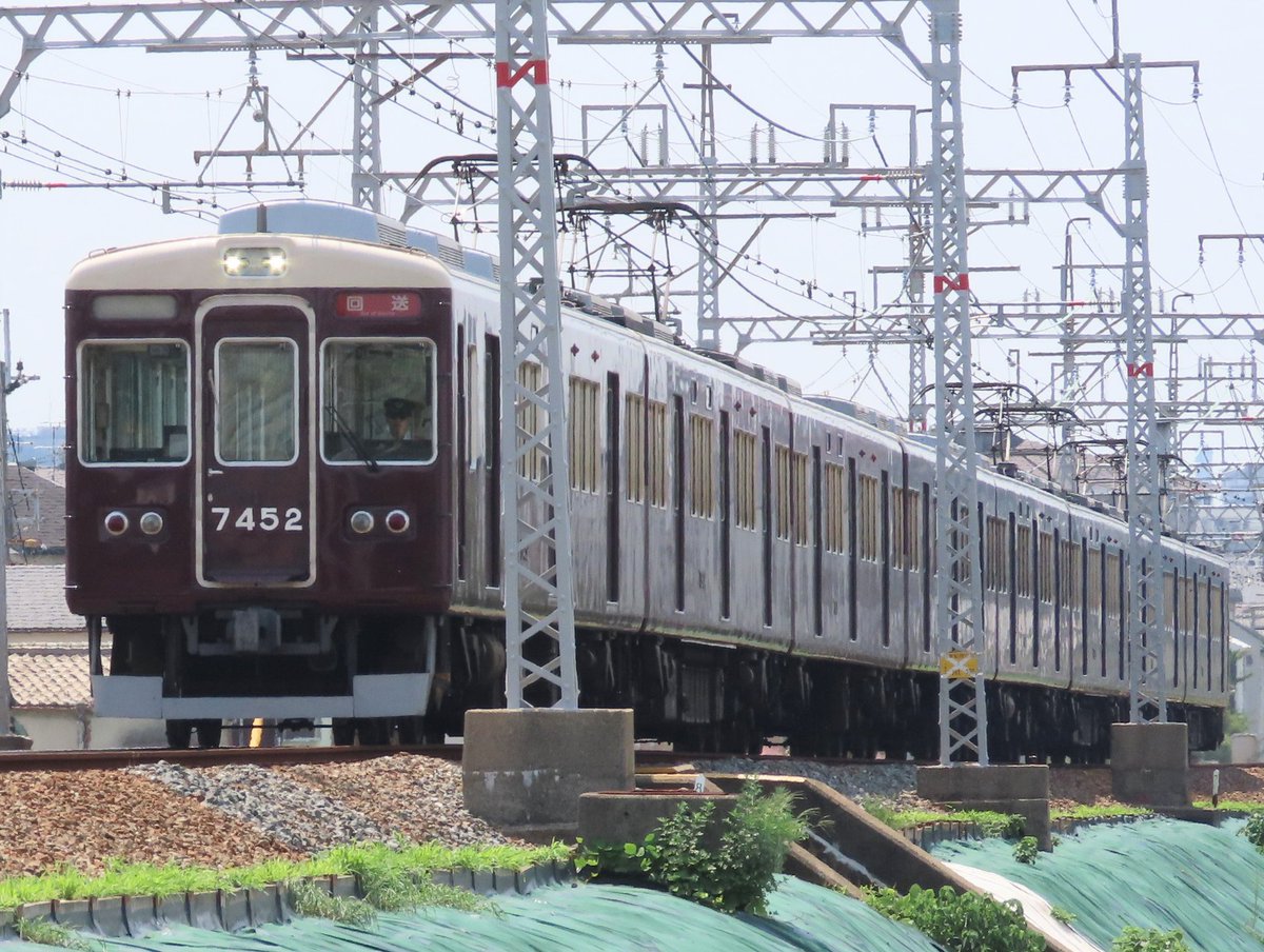 T#1240 7323+7321F (T#1240/普通 高槻市行) この日の土休日取替運用の1