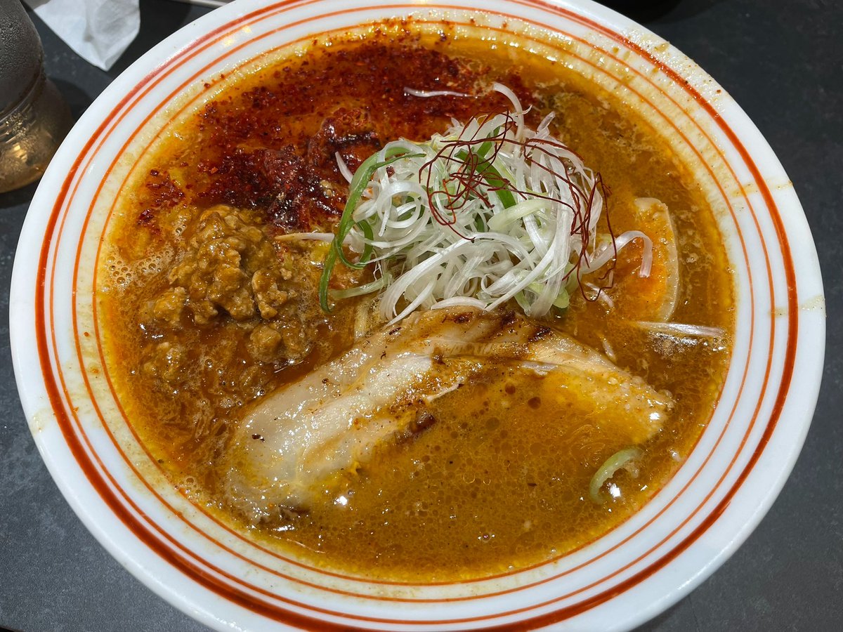 ずっと行きたかった辛いちのラーメン！輝風の姉妹店なんですって。美味しかった。