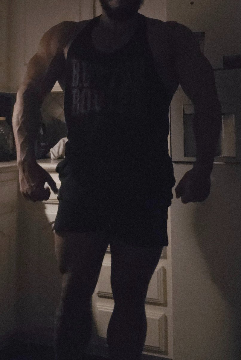 StevenS86035's tweet photo. Feeling huge. Thanks to all the nee followers. Ill try to post more often. https://t.co/B9qFJLPIRp