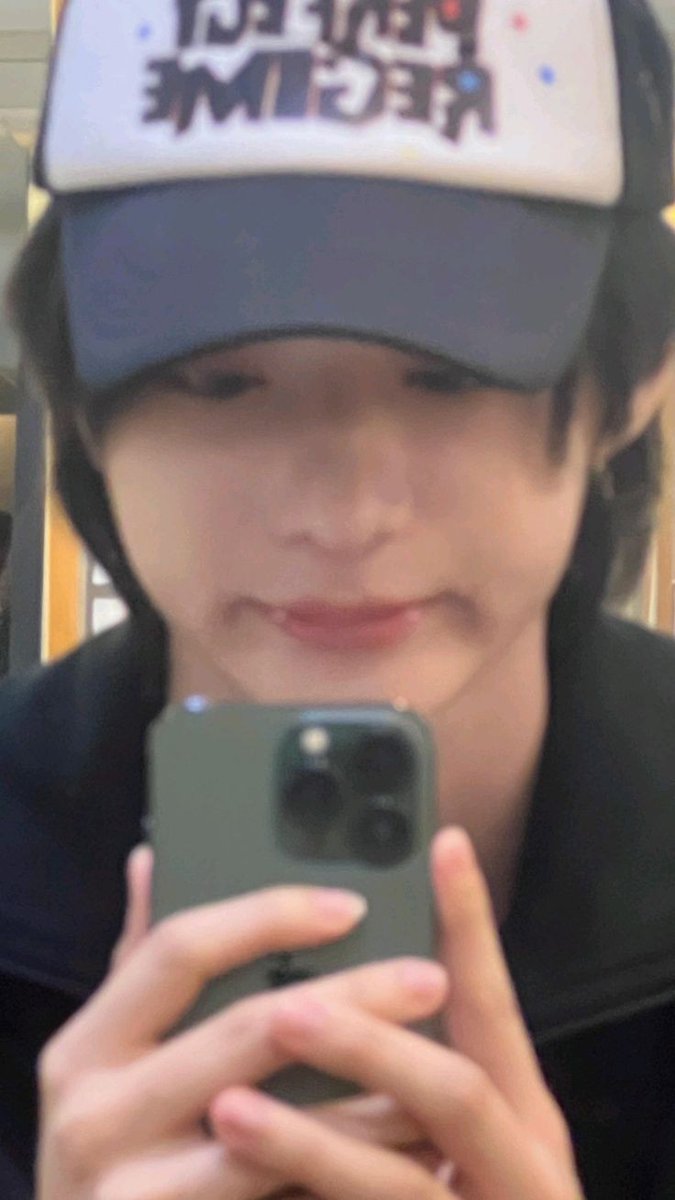ㅤ 
#RITZ_NATION 
𝗖𝗔𝗜𝗗𝗘𝗡 send a new post.
⋮ My schedule’s been pretty packed this week—how are you doing, RITZ? I’m working on a (top secret) project for #Can_We_Luv, and I hope you’re just as curious and excited as I am 🐸
 ㅤ