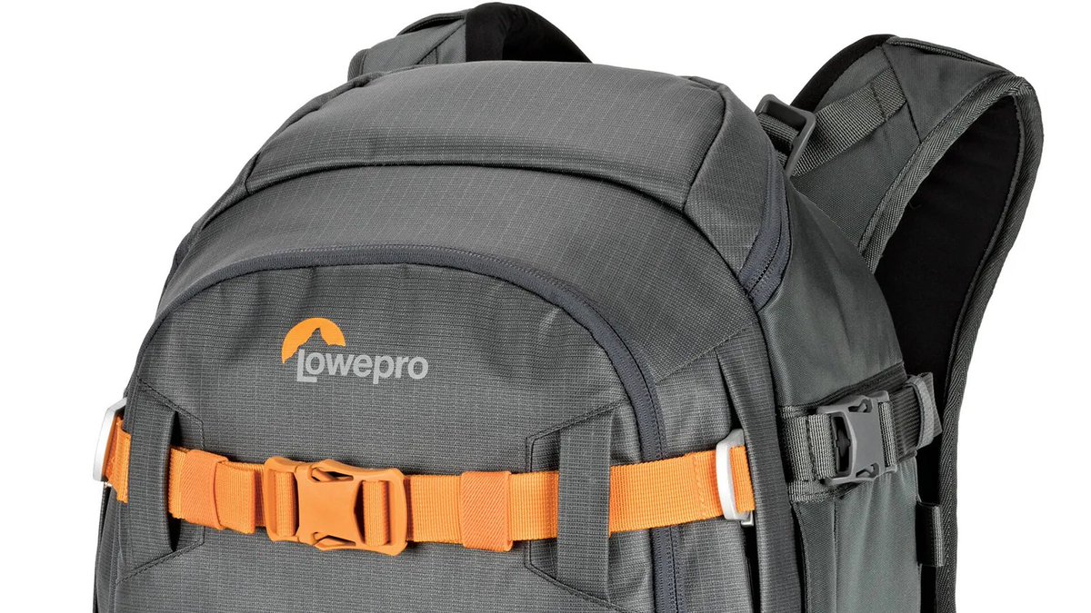 In Today's B&amp;H Deal Zone: Lowepro Whistler 350 BP AW II Backpack (Save $350.00), Nextorage, More! the-digital-picture.com/News/Lowepro-W…