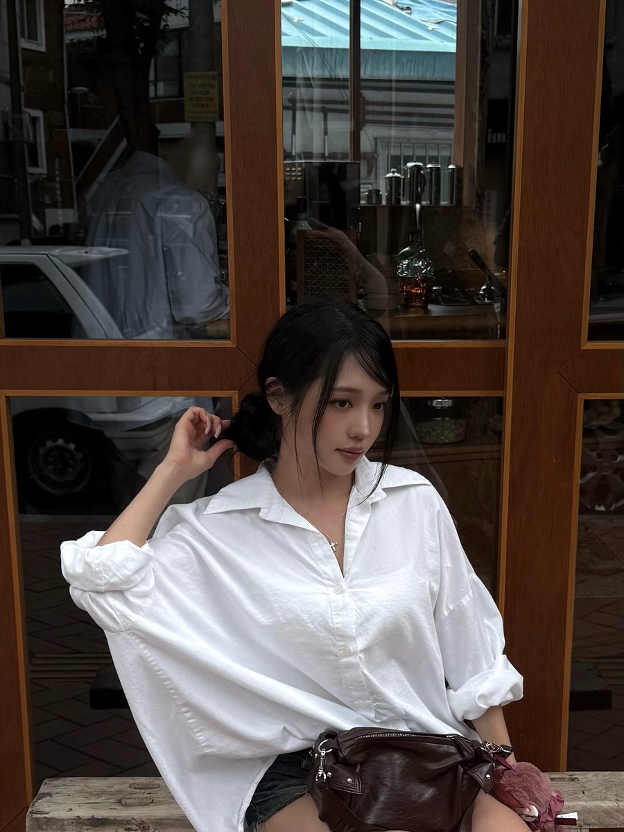 tinyrjs's tweet photo. rosieline_ ig update [1/2] 🤍

🎵 leon thomas - mutt

#fromis_9 #jisun https://t.co/rKDUizMnub