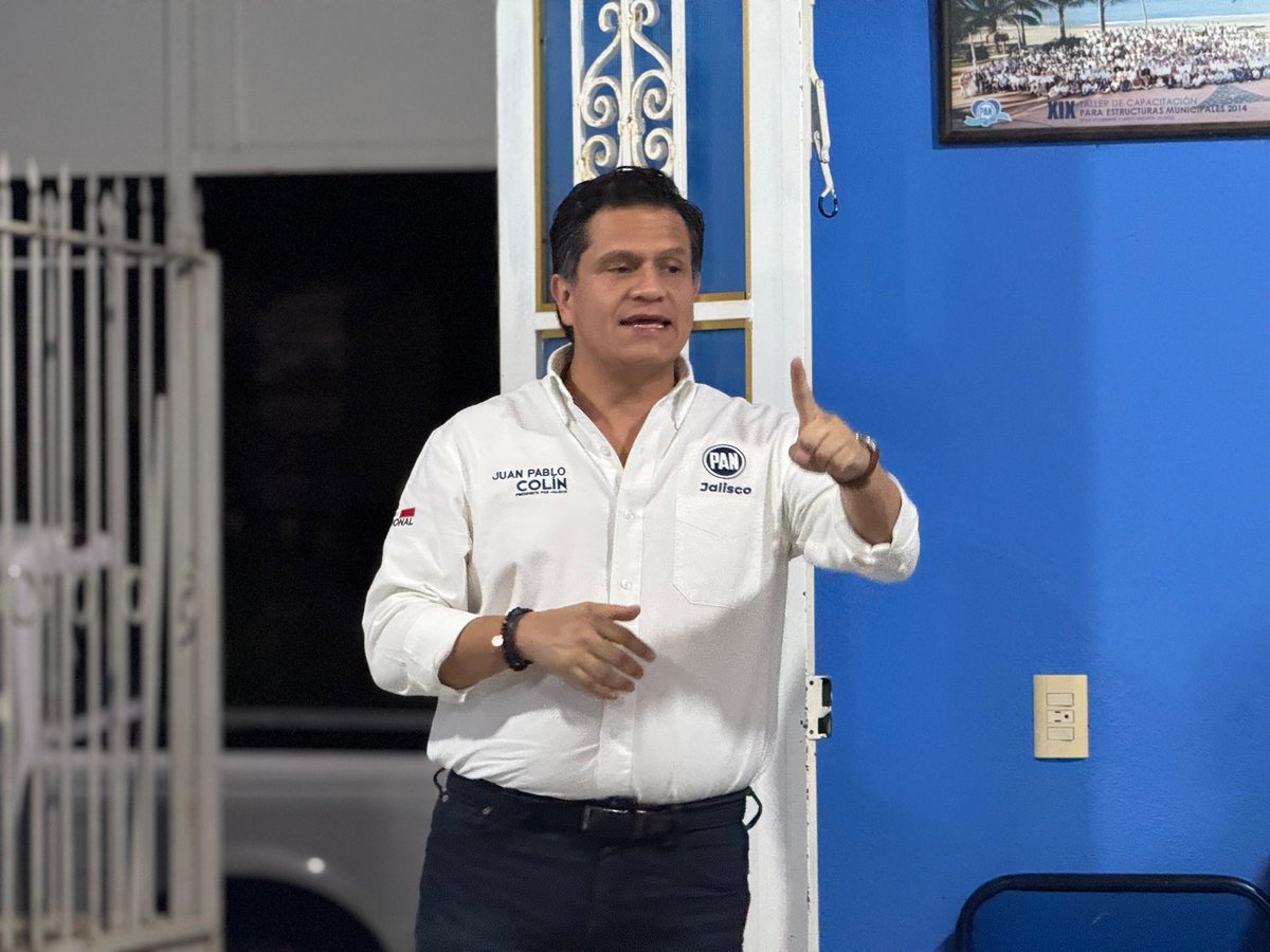 jpablocolin's tweet image. Escuchar, organizarnos y trabajar unidos para seguir estando en la calle #Reconectando con la ciudadanía es la #NuevaActitud que nos hace un #MejorPAN. #SeTrataDeTi