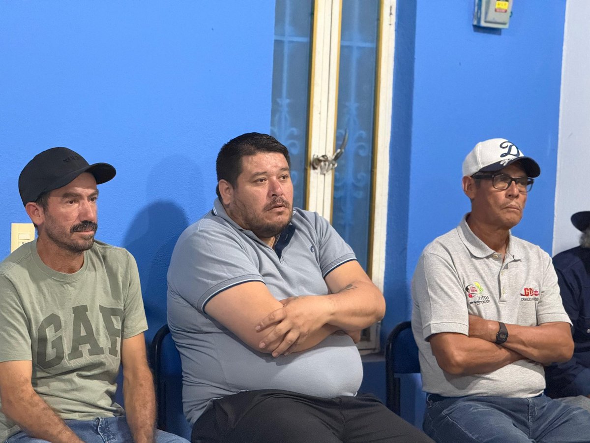 jpablocolin's tweet image. Escuchar, organizarnos y trabajar unidos para seguir estando en la calle #Reconectando con la ciudadanía es la #NuevaActitud que nos hace un #MejorPAN. #SeTrataDeTi