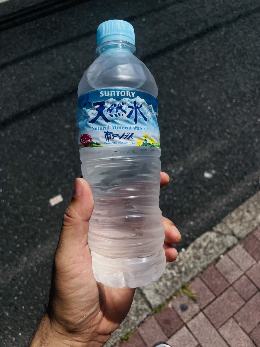 TANITAofficial's tweet photo. このツイート見たら水分補給🥤 https://t.co/U5UoZjqUtN