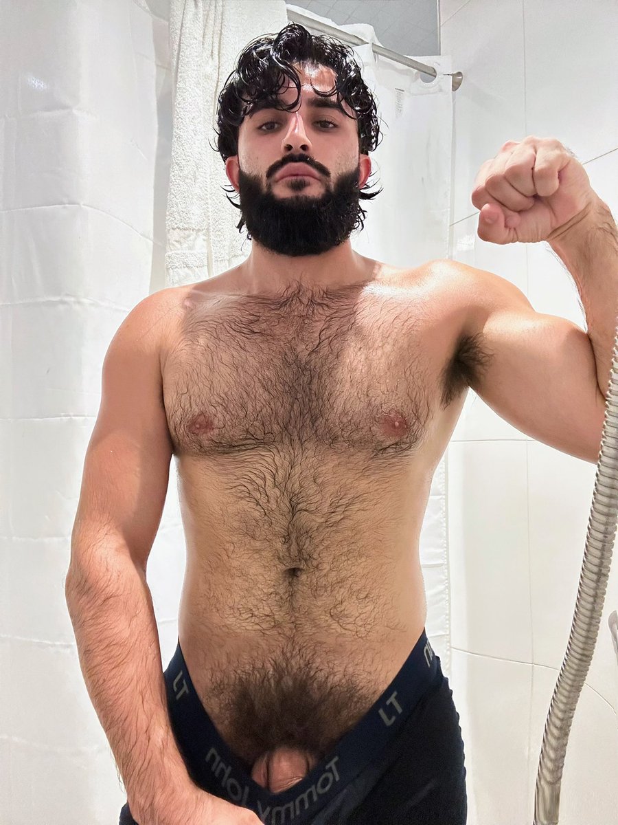 Lucid_Latino's tweet photo. Sniff my sweaty pit and bulge 👃🏻 https://t.co/HEst27Xq3w
