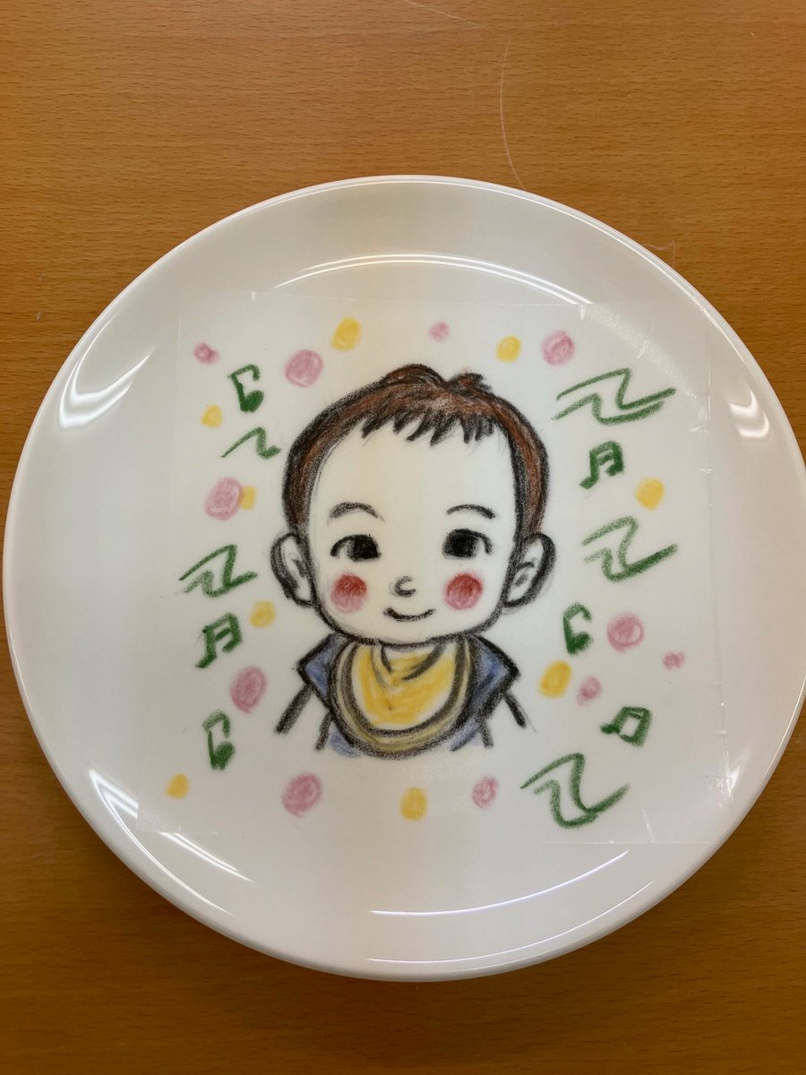 NarumiFactory's tweet photo. こんにちわー
NARUMI Factory Shopでは、絵付体験、クレパス体験をご用意しています。
志摩市に来た記念にいかがでしょうか。
ご来店お待ちしています。 https://t.co/EZTr0Y3awP