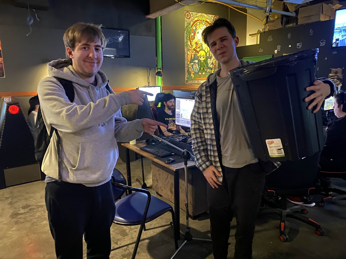 Pixel Smash #288 Top 8:
1) <a href="/HarryBrogger/">Harry</a> (Middle)
2) <a href="/DaMemeG0d/">MemeGod</a> (Left)
3) <a href="/RaZe_SSB/">RaZe</a> (Right)
4) <a href="/SebPro101/">SebPro101 🛫</a> 
5) <a href="/P9Villy/">P9</a> 
5) <a href="/RebsDumb/">Rebs</a> 
7) <a href="/NeekNotech/">NoTech Neek</a> 
7) <a href="/Flows_Thru/">Flow</a>