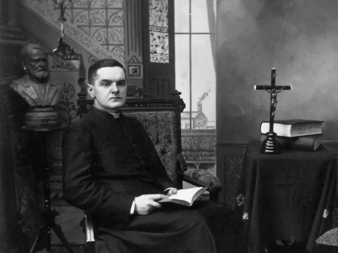 Today, my order celebrates the feast day of our founder, Blessed Michael J. McGivney.
He was beatified six years ago on the first day of the Catholic Triduum of AllHallowtide, the Vigil of All Hallows (Halloween)

Read more here:
instagram.com/p/DNTWfPqp6-P/…