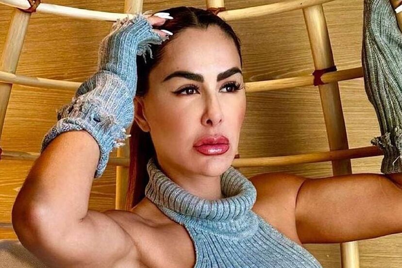 CdEstrasburgo's tweet image. Entiendo que @Ninelconde se dice Cristiana. Lo que me hace preguntarme: ¿Su pastor le habrá enseñado aquello de &apos;Ama a tu Prójimo como a Ti mismo&apos; y &apos;No levantarás Falsos Testimonios no Mentirás&apos;?
¡A mí se me hace que ese día faltó a la clase! 👠
#LaCasaDeLosFamosososMx3