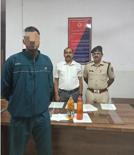 #Samraksha: RPF/CIB/KSR Bengaluru apprehended one person who was carrying two Plastic water bottles  Containing petrol in his bag at PF No.02/03 of KSR Bengaluru Railway Station and handed over to RPF/SBC-P. <a href="/RPF_INDIA/">RPF INDIA</a>