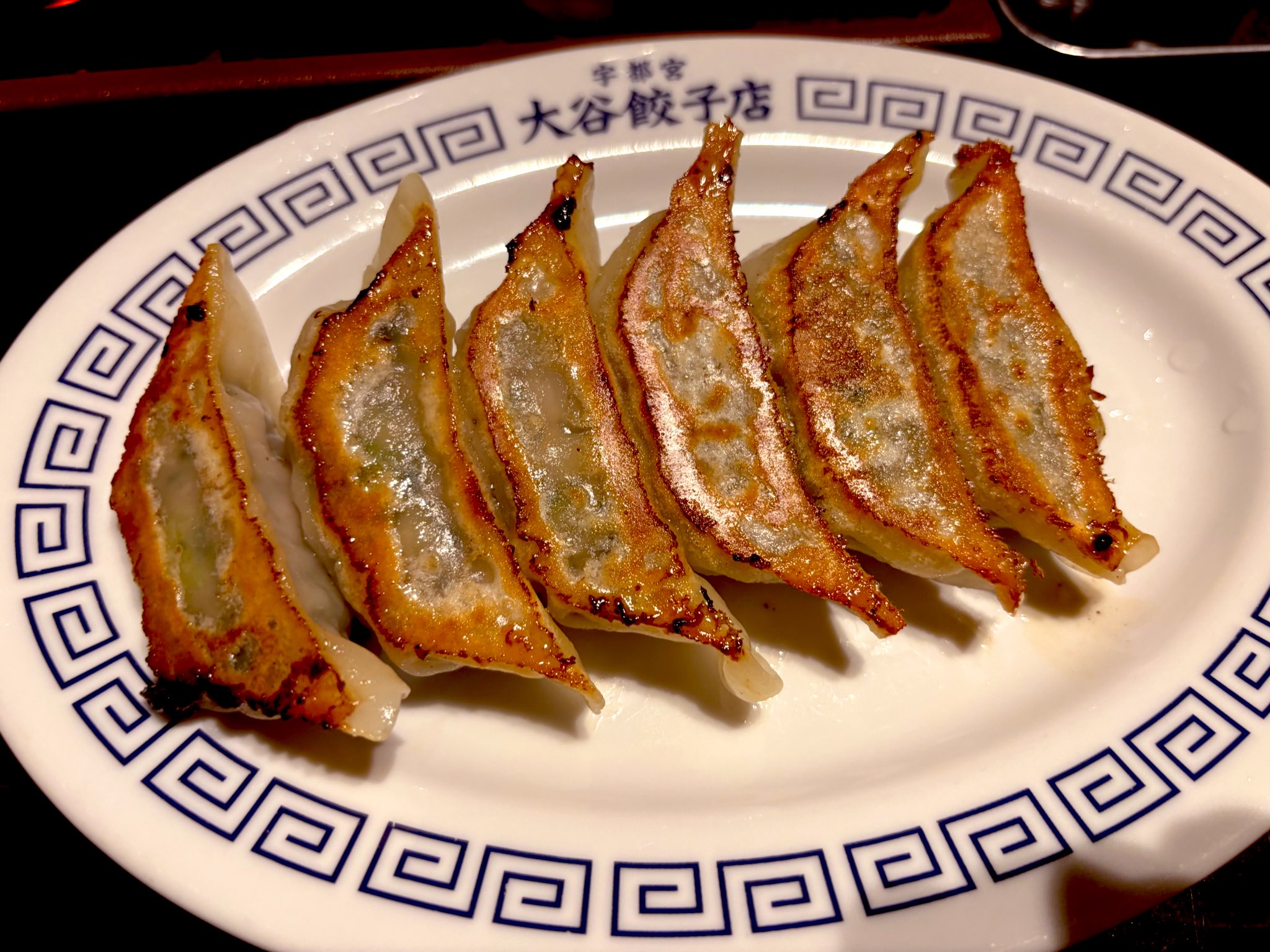 餃子 冷凍生餃子販売❗️ 毎週月、火、水曜日 16時から19時まで
