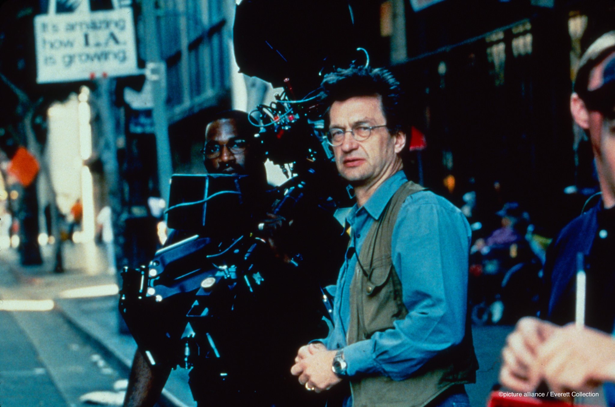 ヴィム・ヴェンダース Wim Wenders: Pictures from the Surface of the Earth | ヴィム