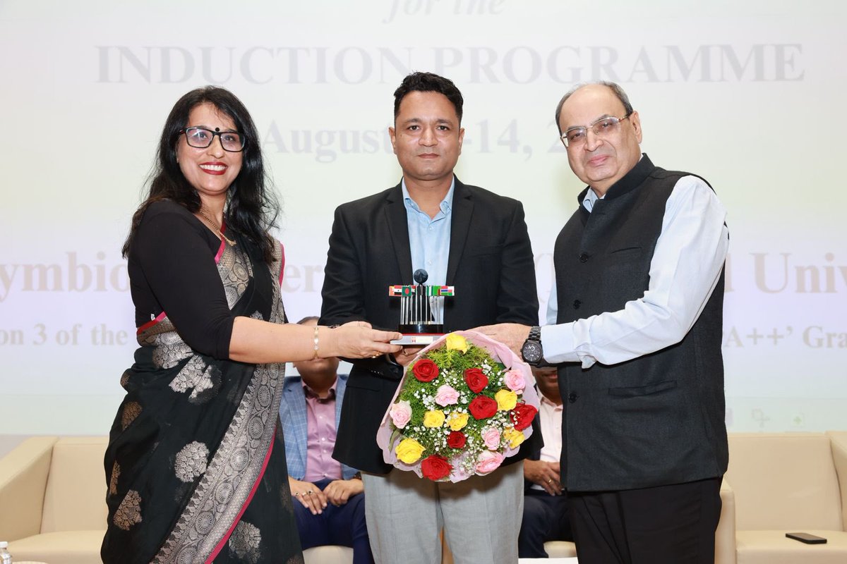 AI for Good Governance &amp; Humanity – Lecture to the Maiden Batch of Symbiosis Artificial Intelligence Institute SAII (साई) 

Tuesday, the 12th August, was special.

Standing before the maiden batch of bright students, I spoke about something close to my heart — how Artificial