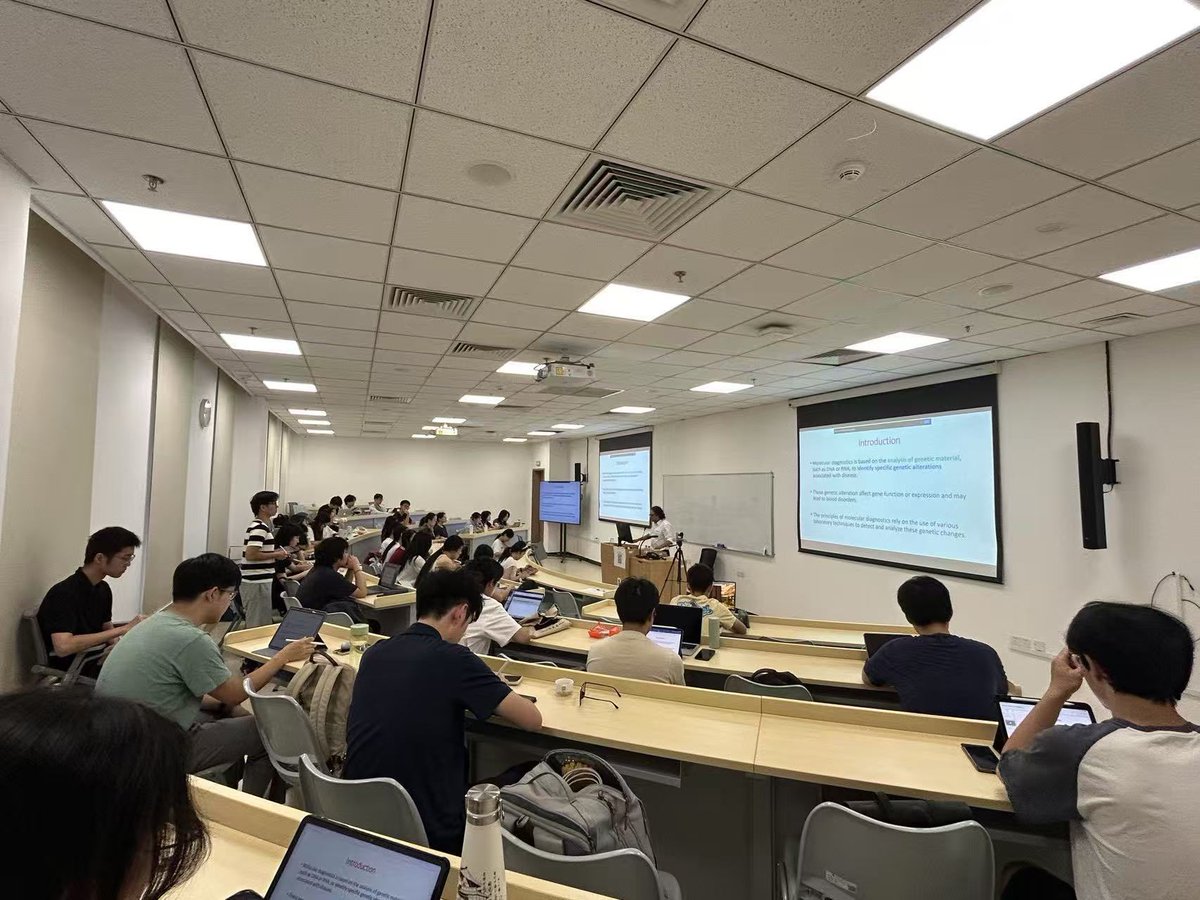 I have always believed in giving back, and today I feel immensely satisfied. I learned hematology in China, and now here I am, teaching it to Chinese students and that too at a top Chinese university. These past four days have ben truly exhilarating.
#ChineseUniversityofHongkong