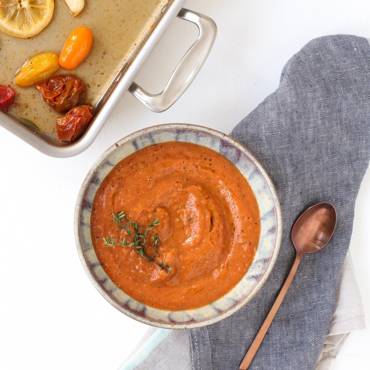 Got some soft tomatoes hanging out in the fridge? 📷📷 Time to whip up a cozy tomato soup! Whether you’re roasting those beauties in our bake &amp; roast pan or simmering them on the stovetop in our stockpot, you can’t go wrong! 📷📷 #TomatoSoup #360cookware