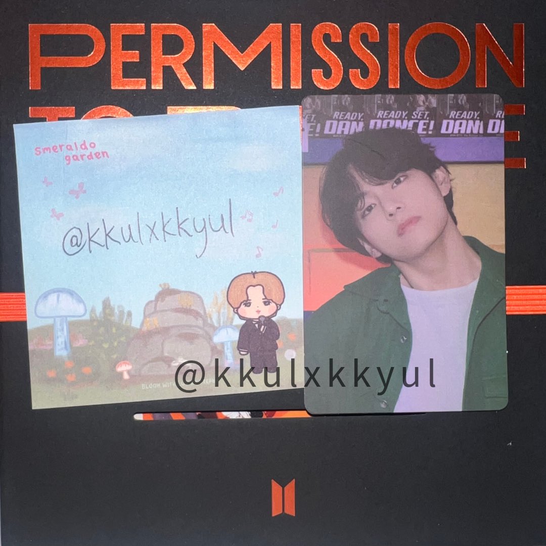 kkulxkkyul's tweet photo. WTT BTS PTD Live Target Exclusive PCs

Jk successfully traded^^

Have: Taehyung
Want: Yoongi

US only pls!

#wtt #wttbts #btstrade #btstrades https://t.co/tArKOLRGzJ