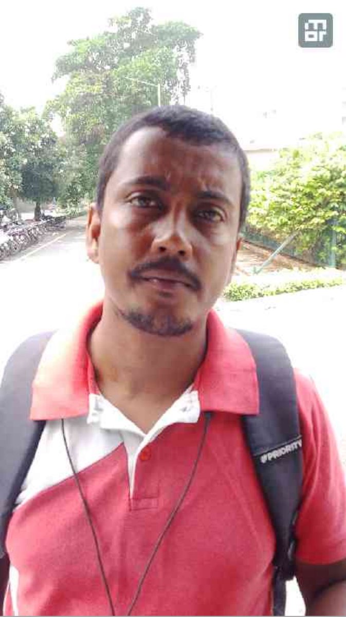 PanwarAmit's tweet photo. @airtelindia @Airtel_Presence,

This guy issued me 2 postpaid nos &amp; charged INR 500 for sim issuance &amp; INR 24860/- as 1 yr adv rental for family plan promising receipt on email. I didn’t receive any payment receipt yet and he is telling that I should get refund in 3 working days. https://t.co/JRe0cmVWSA