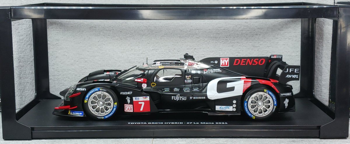 Team_Shinobi74's tweet photo. 2024 No.7 TOYOTA GAZOO Racing GR010 HYBRIDです。
ホセ マリア ロペス選手、小林 可夢偉選手、ニック デ フリース選手。
イクソから1/18モデルが発売😱
TOYOTA GAZOO RACING特注品がイクソ製になったんですね☺
#ミニカーと実車
#ixo
#イクソ
#WEC
#FIA世界耐久選手権
#TOYOTAGAZOORACING
#GR010 https://t.co/XlkQvC0Nc5