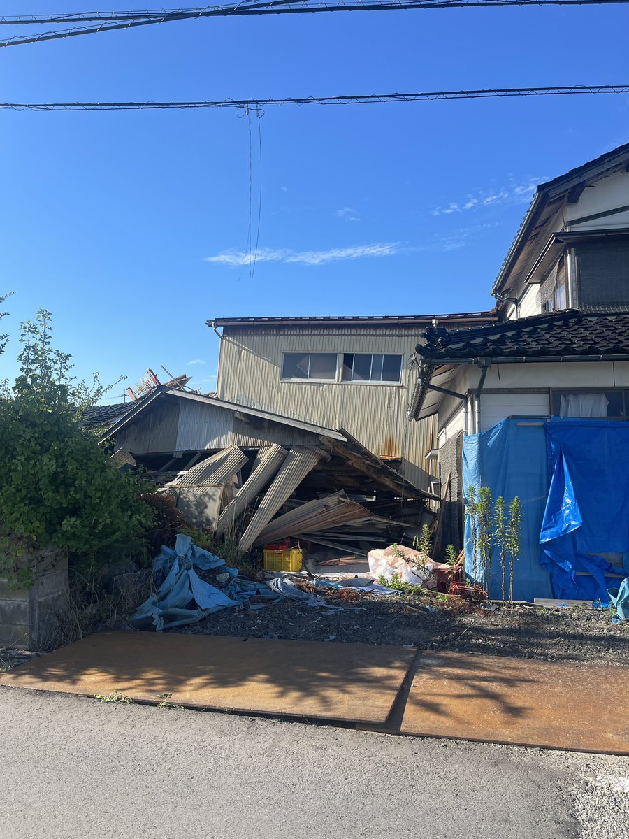 takagitoshiro's tweet photo. 被災地に帰省なう https://t.co/YYLZcCNaEs