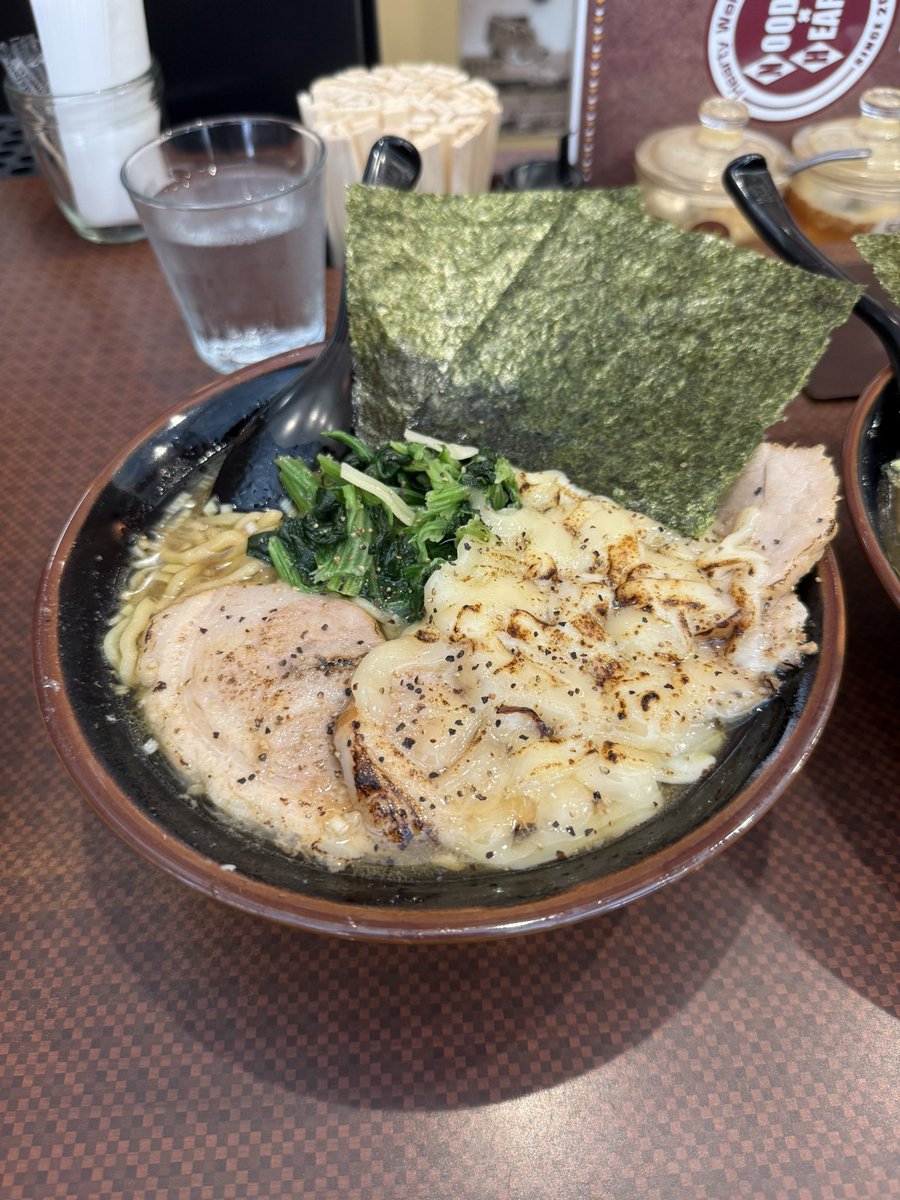 休憩中のれお🐰🦈🐣🫧 tweet media