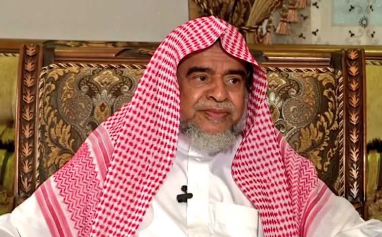 khalidmoafa90's tweet photo. إن فراق هذا النبيل العلّامة الفاضل الشيخ الشريف أحمد محمد حسن بشير معافا لم ولم يكن حدثًا عابرًا، بل هو زلزال في وجدان كل من عرفه وأحبه، ونحن شهود الله في ارضه على مواقفه النبيلة وعطفه الذي كان يغمر به الصغير والكبير.
 #أحمد_بشير_معافا https://t.co/ab48aa6TzD