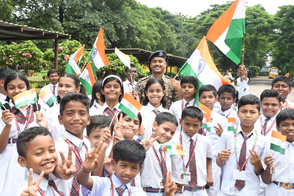 065Bn's tweet photo. 🇮🇳🏍️ 65th Bn CRPF – Har Ghar Tiranga Bike Rally🏍️🇮🇳Led by Sh. R S Singh,Comdt.Our warriors rode with pride alongside the spirited students of Monet School, spreading unity, patriotism &amp; the glory of the tricolour across every street.#HarGharTiranga #BikeRally #CRPF #65BnCRPF https://t.co/u1MPajHgYQ