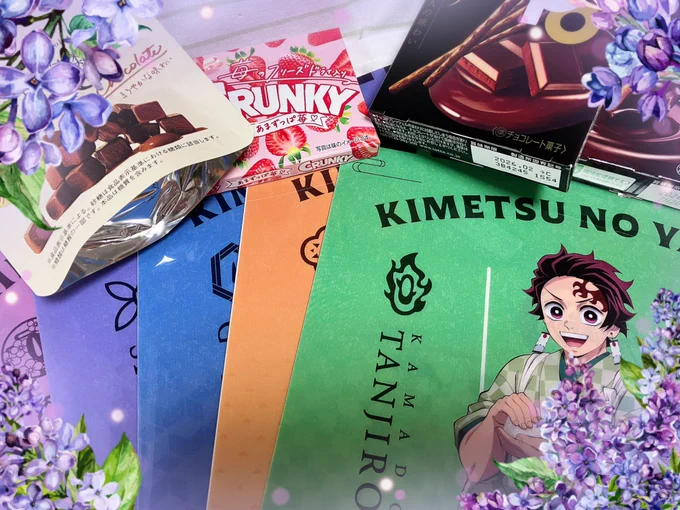 クリアファイル買うとお菓子くれるやつ!😊🍫
とっても可愛い!💕 