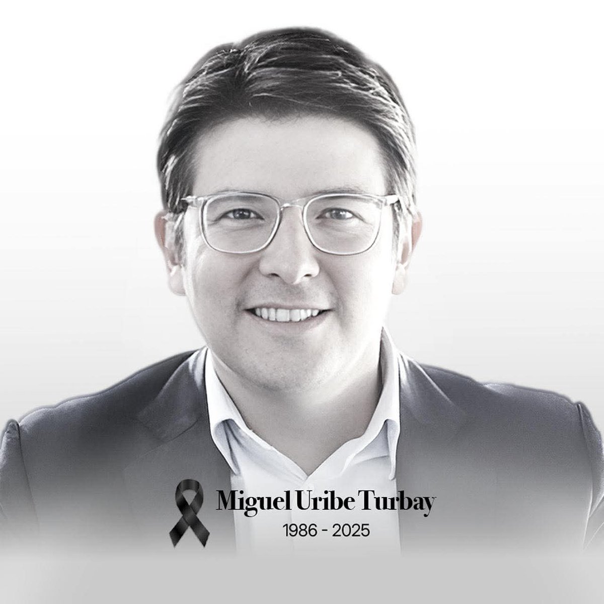 DragoRodriguez7's tweet photo. ¡Quedará para la historia, que Durante el Gobierno de "La Potencial Mundial de la Vida" se generó un atroz MAGNICIDIO!
#MiguelUribe(Q.E.P.D.) #UribeTurbay #AlvaroUribe #Alvarouribevelez @AlvaroUribeVel @tomasuribeEco @ABDELAESPRIELLA @MariaFdaCabal https://t.co/wwxAtqgghQ