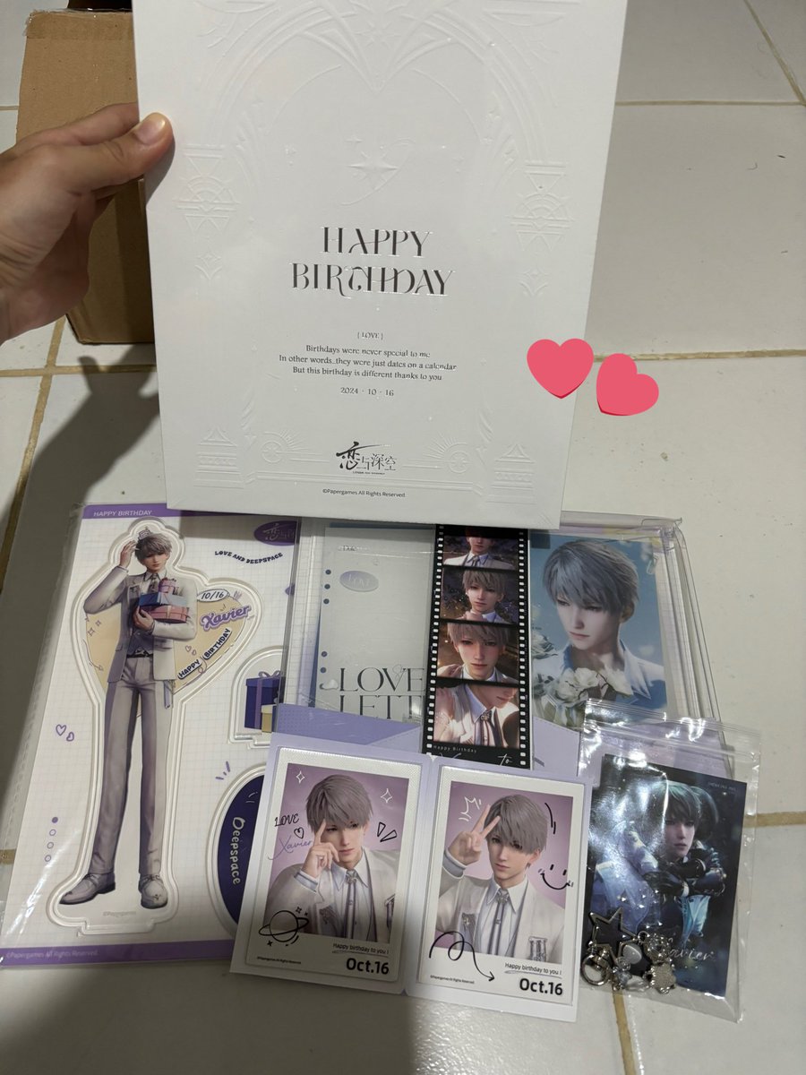 ostereins's tweet photo. Today’s mail! 
My beloved Xavier in my hands, broooooo, this is so beautiful.. AAAAA~

Thank you kakk @fafafuwashop https://t.co/9UfHUhsoHz