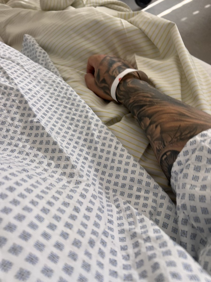 Escoba (DKS) tweet media