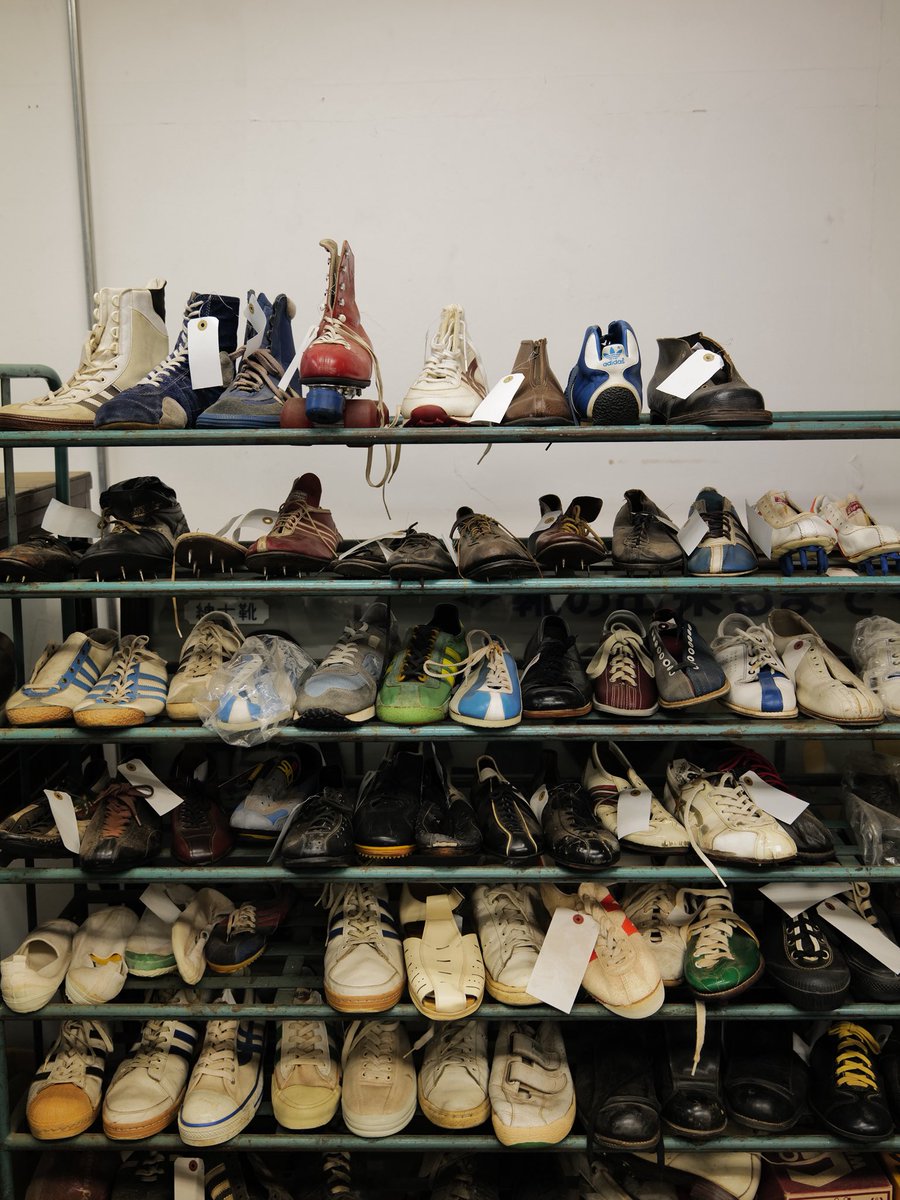 明日から日曜日まではMINEZO SPORTS SHOESのトランクショー&amp;ヴィンテージ靴の展示会！これはどこにもない靴ですよ…！　　 mononcle.jp/column/mei-hin…