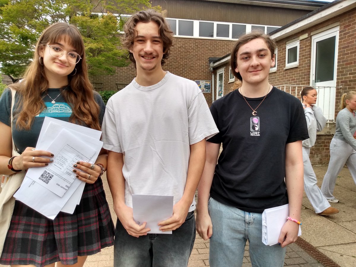 Andrew Ffrench tweet media