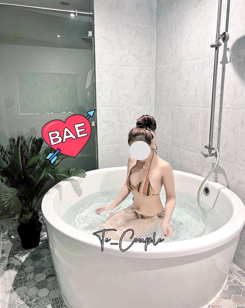 Enjoy to day" ในวันที่ฝนตก  💞👩‍❤️‍👨🌦️
#คู่ไม่แลก
#คู่แท้กทม
#คู่แท้มือใหม่
#ชอบถ่ายรูปภรรยา #Accคู่