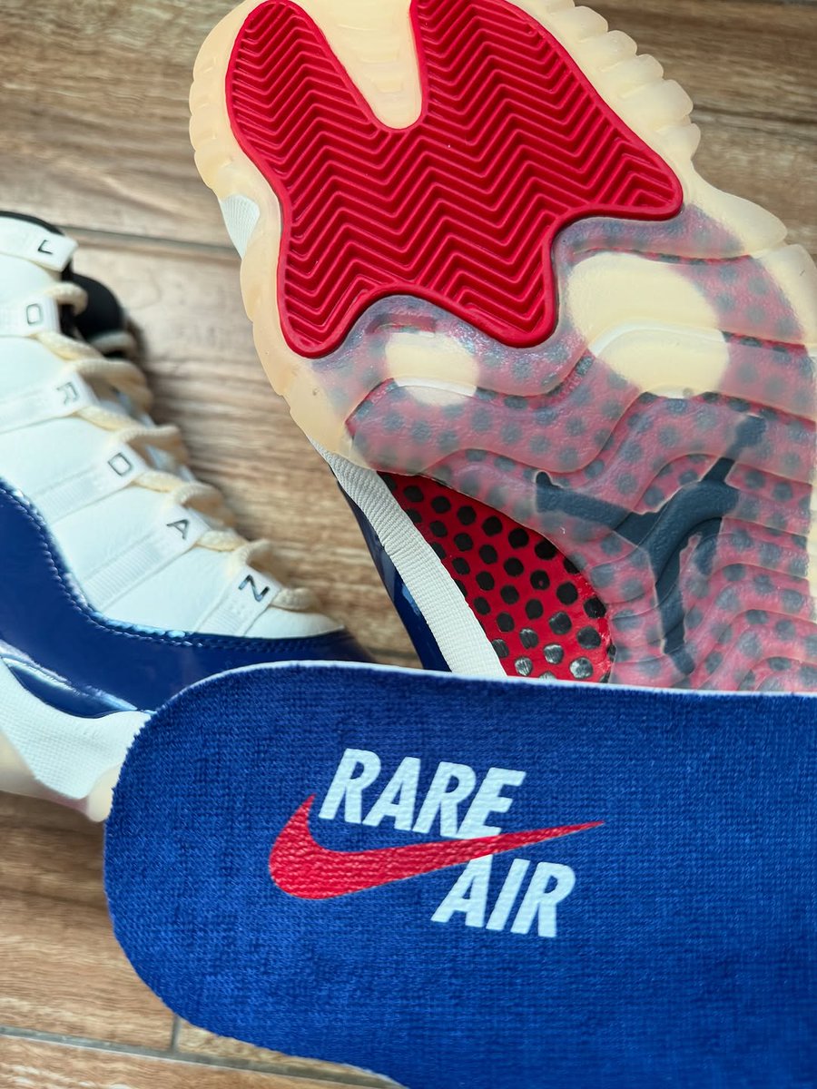 JustFreshKicks's tweet photo. What we thinking⁉️ https://t.co/MKHLZzS1xO