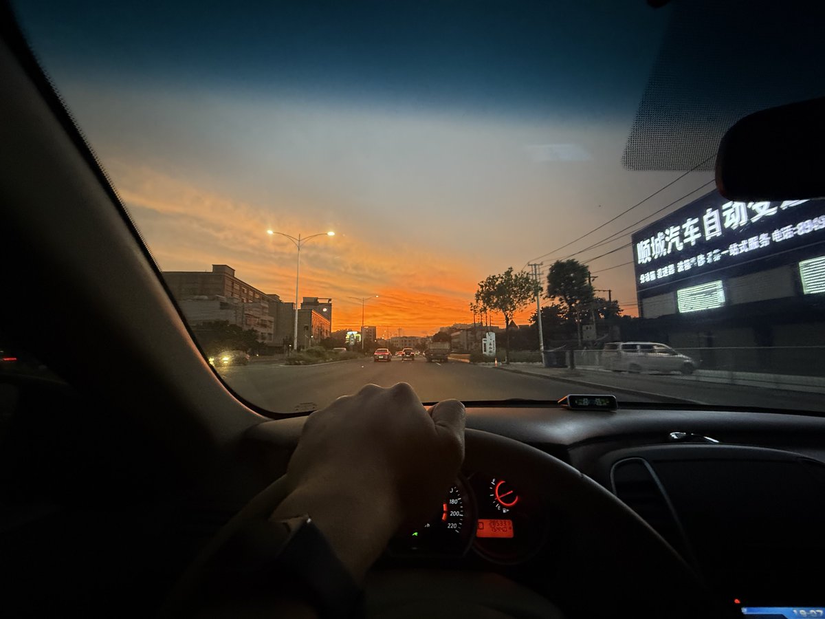chnbichun1's tweet photo. https://t.co/tu2qlU68Jx