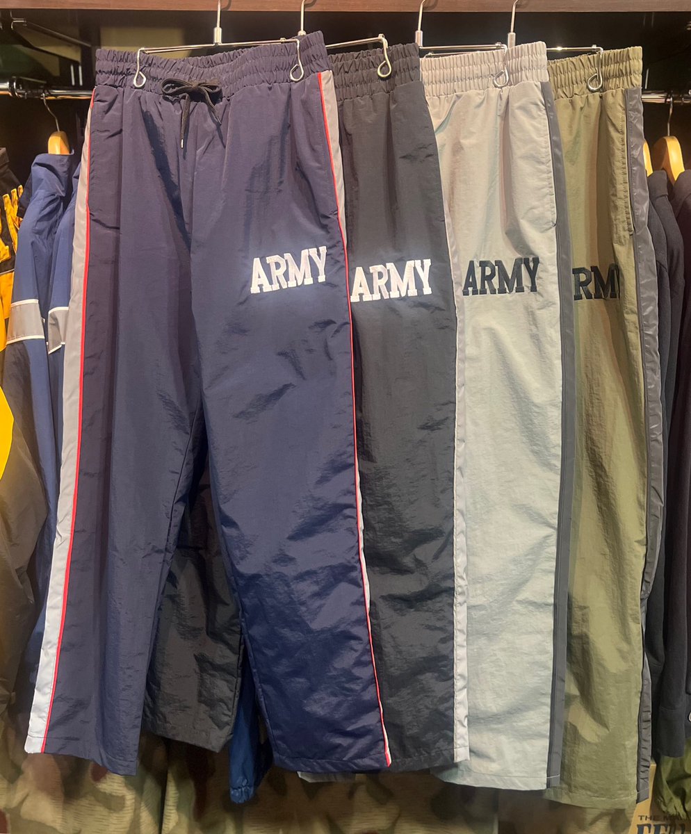 seabees_minami's tweet photo. お盆も営業しております☀️
新入荷🆕https://t.co/a5kyi8sV5o
U.Sタイプ IPFU パンツ
サイズ M. L. XL.
カラー グレー/ ブラック/ ネイビー/ オリーブ
是非ご試着して下さいませ。
#アメリカ村
#西心斎橋
#ミリタリー
#サープラス
#ヴィンテージ
#YMCLKY
#IPFU https://t.co/LQQ7RyLIcF
