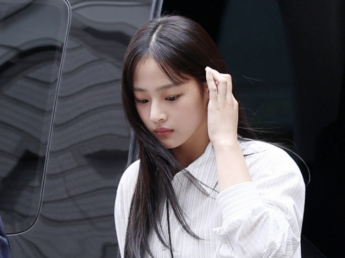 suzy ꕤ tweet media