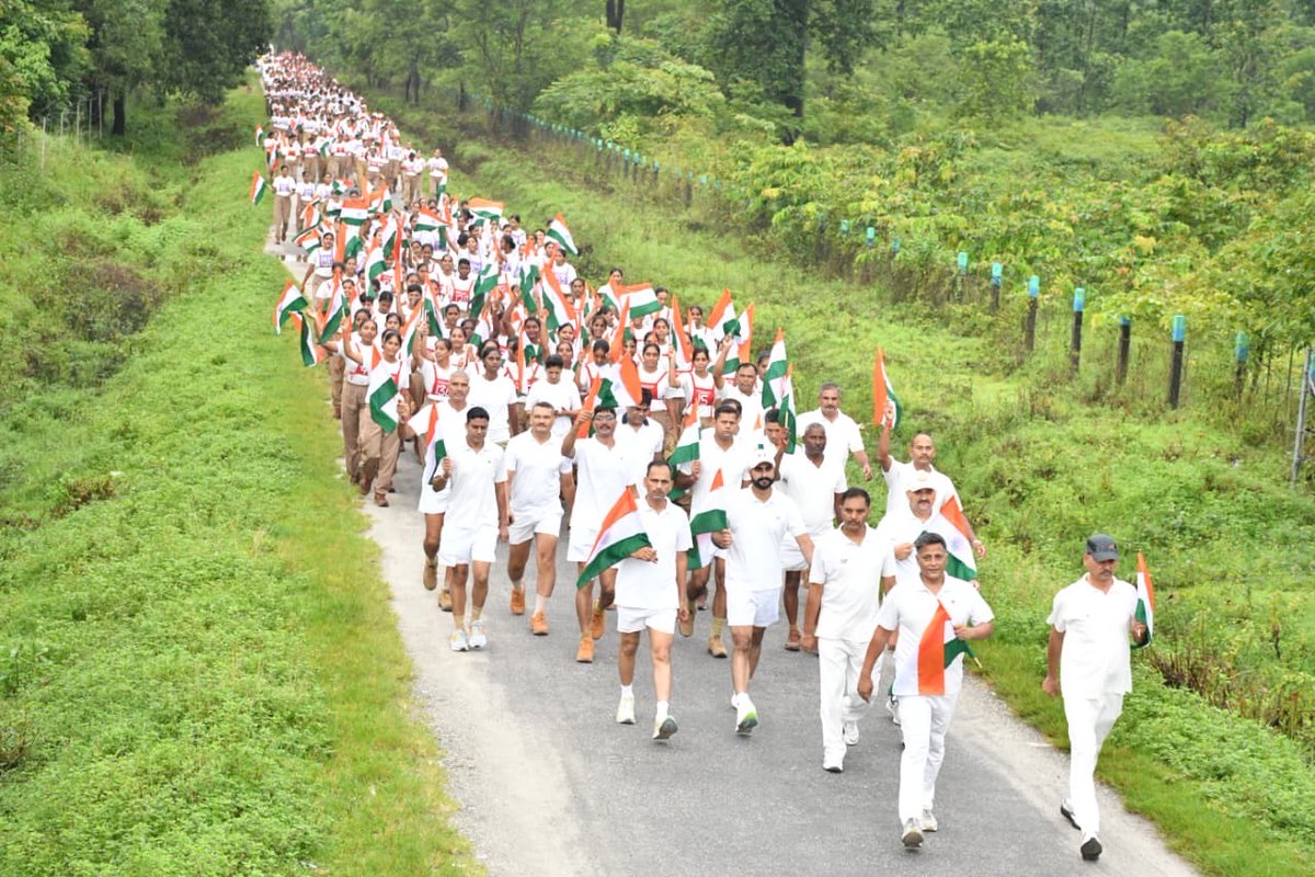 stcbsfnb's tweet image. To mark the 79th Independence Day, Officers, SOs &amp;amp; troops of STC BSF North Bengal led a vibrant Tiranga Walkathon Rally today, under the national initiative ‘Har Ghar Tiranga’ showcasing BSF’s commitment to fostering patriotism, unity &amp;amp; national pride among the local population.